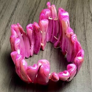 Vintage Light Pink Abalone Shell Stretch Bracelet 2”